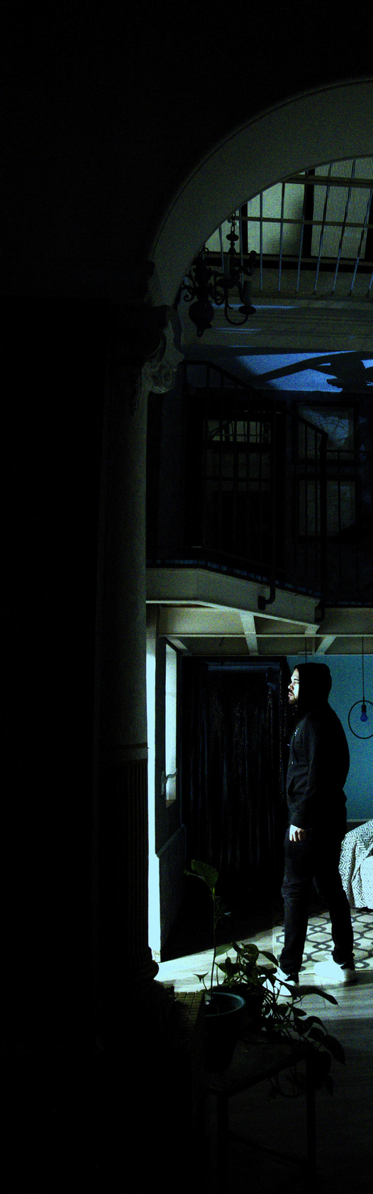 Pasaje puerta 1